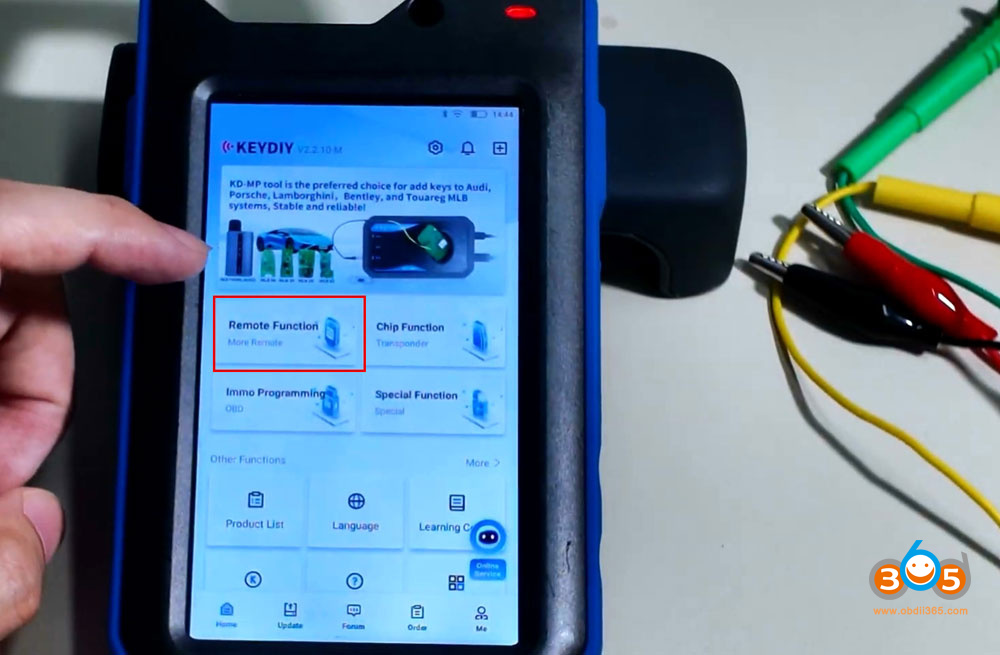 KEYDIY KD MAX copy bmw bdc3 key 2 KEYDIY KD MAX copy bmw bdc3 key 2