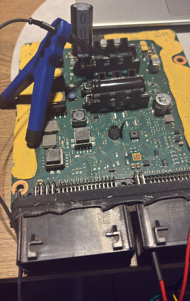 Foxflash Recover Ford Sid211 Ecu In Boot 1