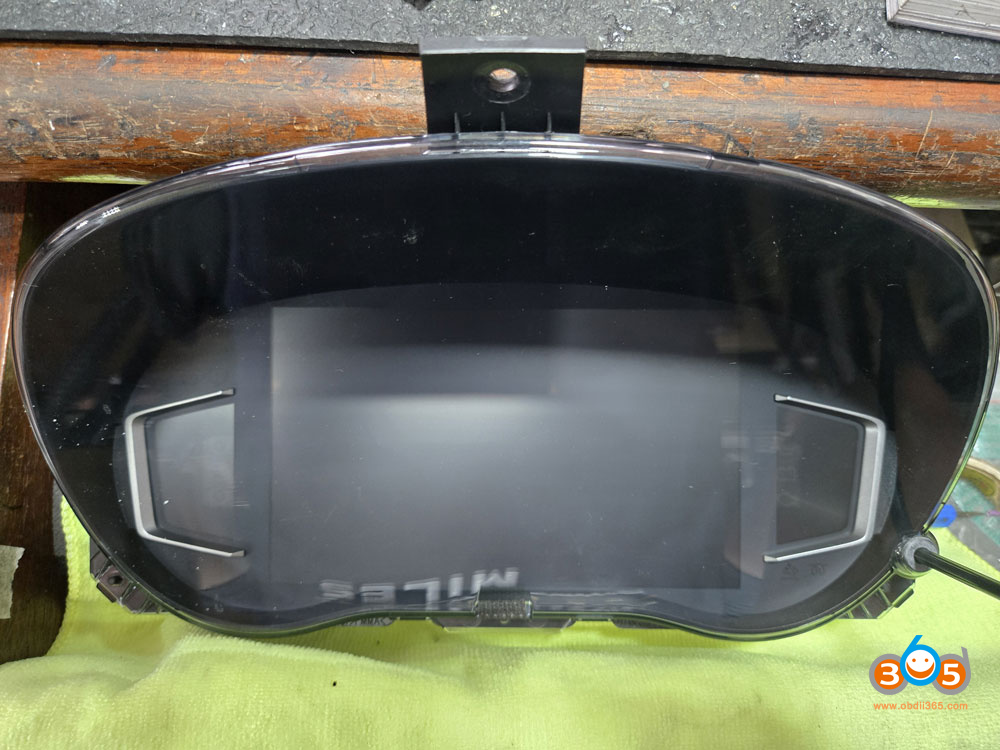 Mitsubishi Montero S6J329 pinout cg100x 1 Mitsubishi Montero S6J329 pinout cg100x 1