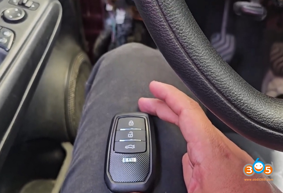 Xhorse-XS-vs-XM38-vs-Autel-iKey-vs-Aftermarket-Key-for-Nissan-Kicks-Proximity 5