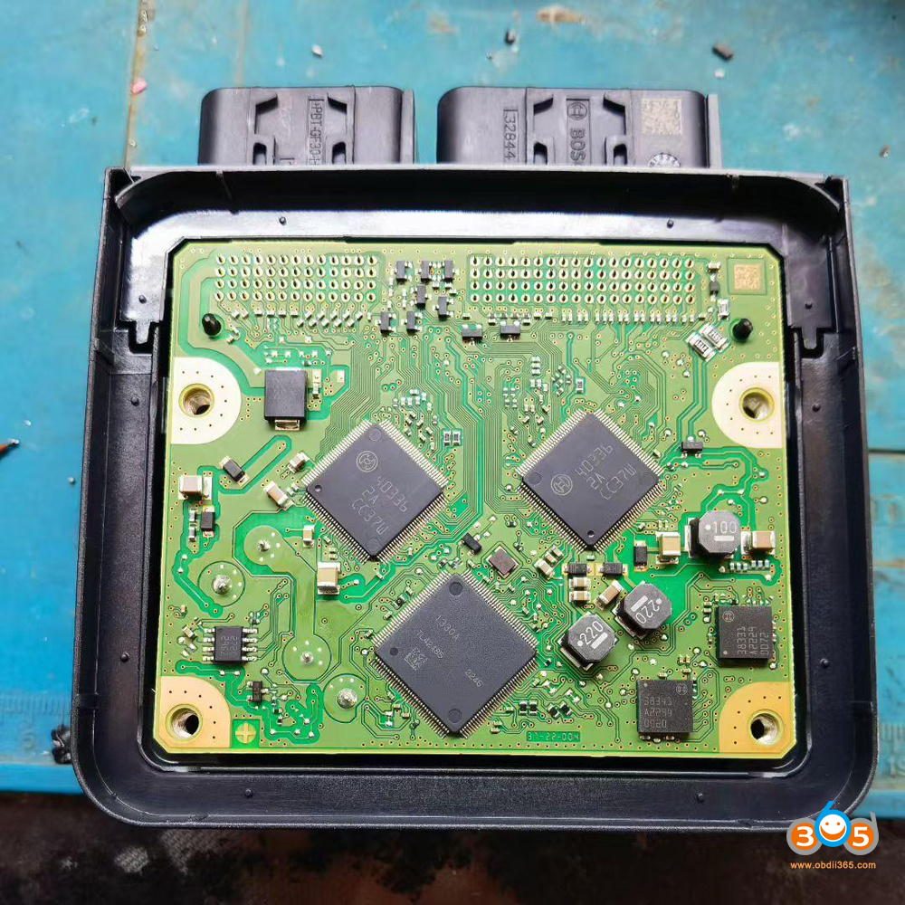 cg70 reset Tesla 1512876 00 E airbag 9 cg70 reset Tesla 1512876 00 E airbag 9