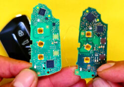 vw-golf-8-5d-key-white-coil-and-black-coil