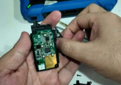 keydiy-kd-x4-copy-2020-range-rover-key-1